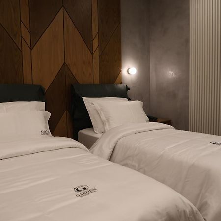 Garden Boutique Hotel Tirana Buitenkant foto