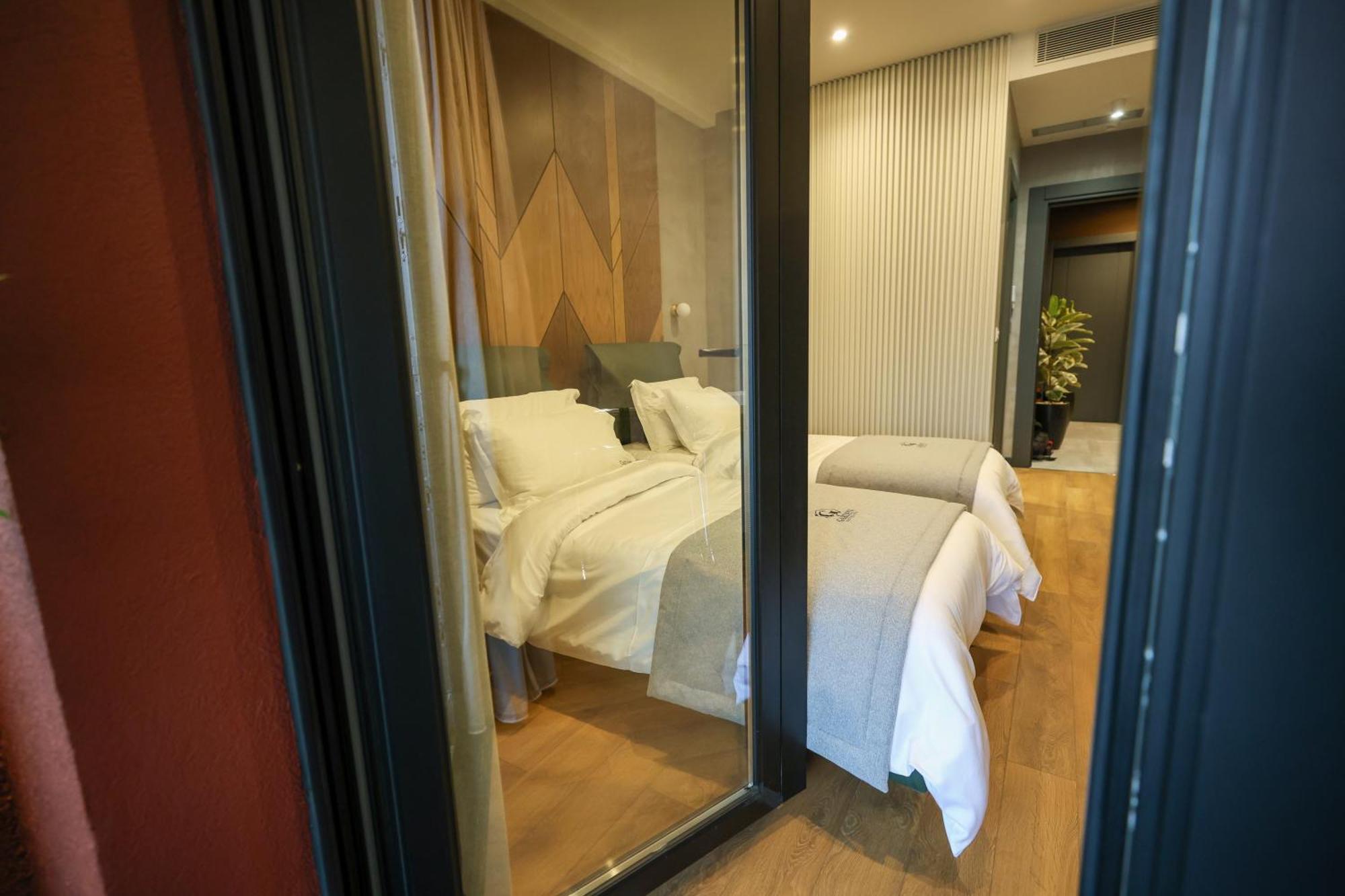 Garden Boutique Hotel Tirana Buitenkant foto